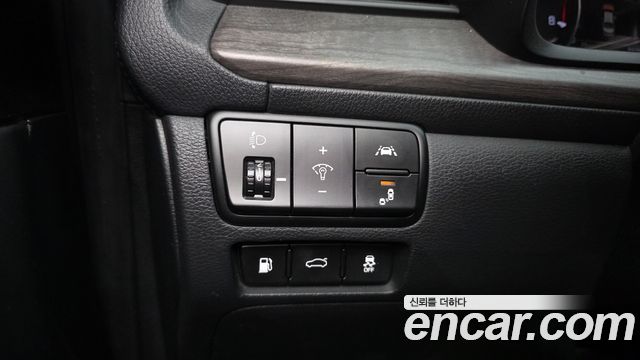 Kia K7 Premier 2.5 GDI Noblesse 2020 — фото 18