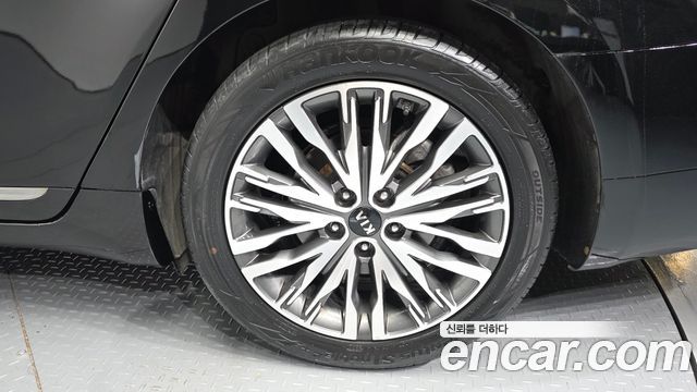 Kia K7 Premier 2.5 GDI Noblesse 2020 — фото 21