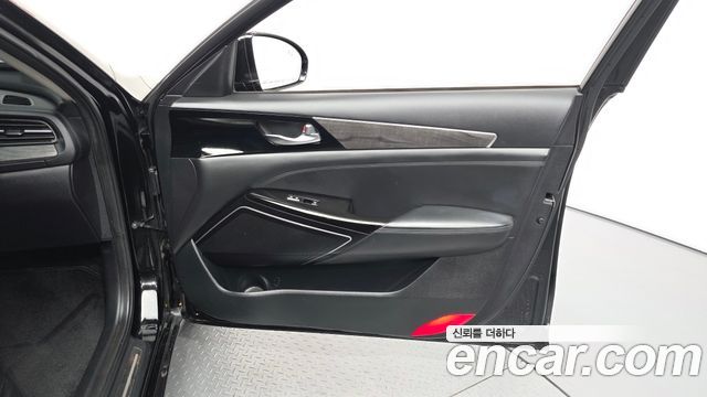 Kia K7 Premier 2.5 GDI Noblesse 2020 — фото 24