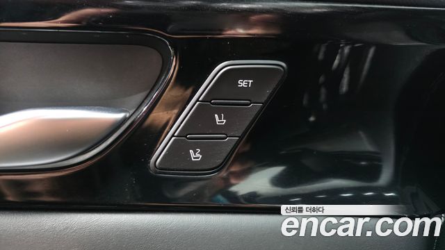 Kia K7 Premier 2.5 GDI Noblesse 2020 — фото 29