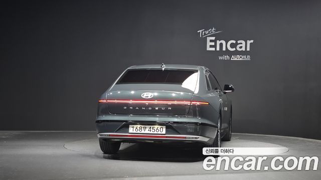 Hyundai Grandeur (GN7) 2,5 Gasoline 2WD Premium 2023 — фото 4