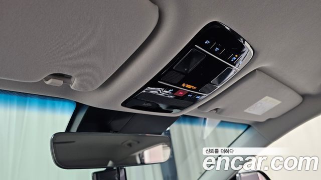 Hyundai Grandeur (GN7) 2,5 Gasoline 2WD Premium 2023 — фото 17