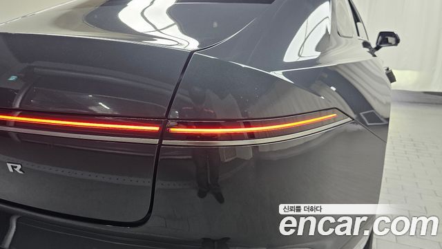 Hyundai Grandeur (GN7) 2,5 Gasoline 2WD Premium 2023 — фото 23