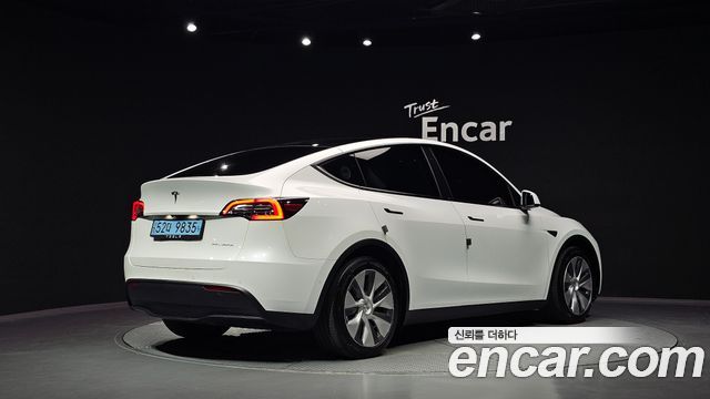 Tesla Model Y Long Range AWD 2021 — фото 2