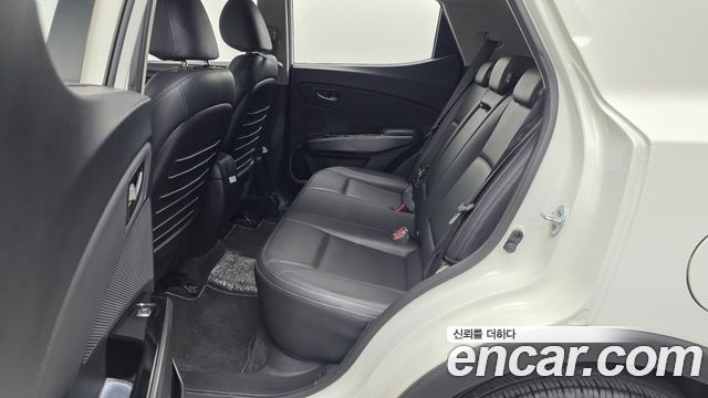 KG Mobility (SsangYong) Very New Tivoli Gasoline 1.5 2WD V3 2021 — фото 11