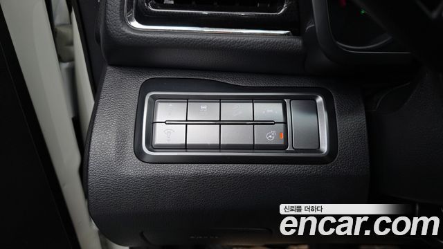 KG Mobility (SsangYong) Very New Tivoli Gasoline 1.5 2WD V3 2021 — фото 27