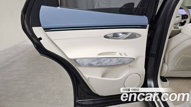 Genesis Electrified (GV70) e-AWD 2026 — фото 25