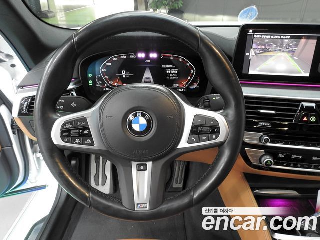 BMW 5 Series (G30) 520i M Sport 2023 — фото 21