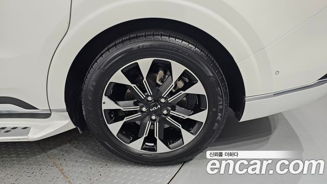 Kia Carnival (IV) Gasoline 7-Seater Hi-Limousine Signature 2022 — фото 21