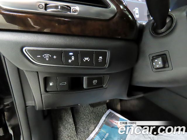 Genesis EQ900 3.8 GDI AWD Luxury 2017 — фото 7