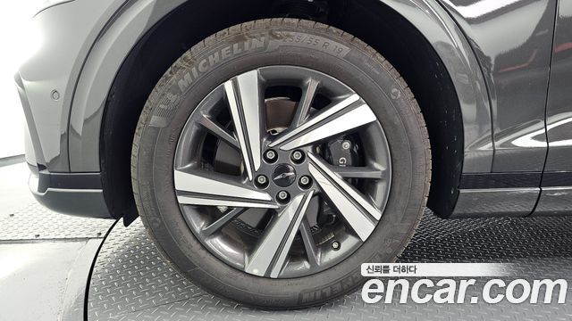 Genesis GV70 2.5T Gasoline AWD 2025 — фото 5