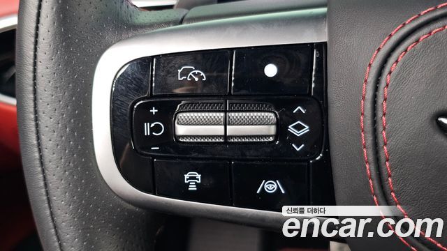 Genesis GV70 2.5T Gasoline AWD 2025 — фото 17