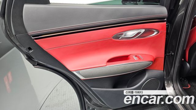 Genesis GV70 2.5T Gasoline AWD 2025 — фото 25