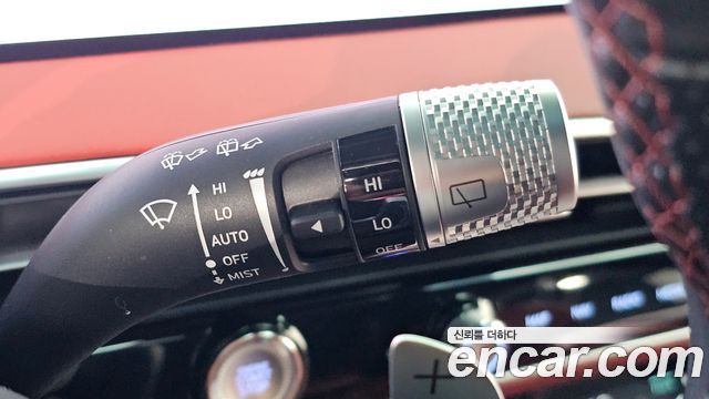 Genesis GV70 2.5T Gasoline AWD 2025 — фото 27
