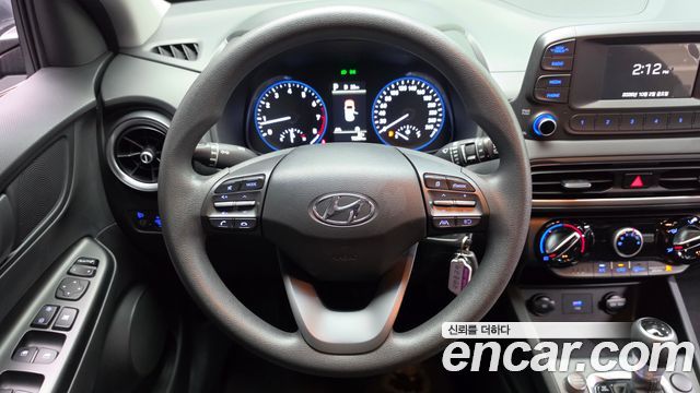 Hyundai Kona Gasoline 2.0 2WD Smart 2021 — фото 12