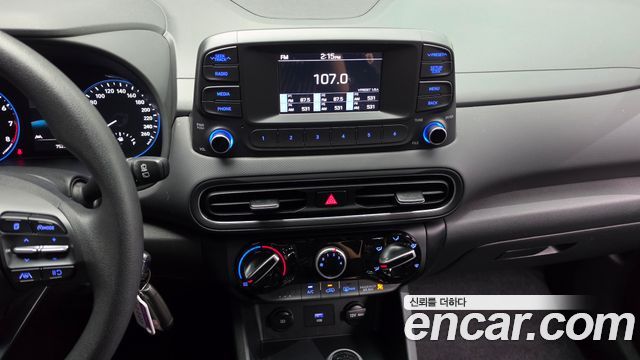 Hyundai Kona Gasoline 2.0 2WD Smart 2021 — фото 13