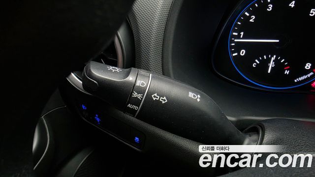 Hyundai Kona Gasoline 2.0 2WD Smart 2021 — фото 16