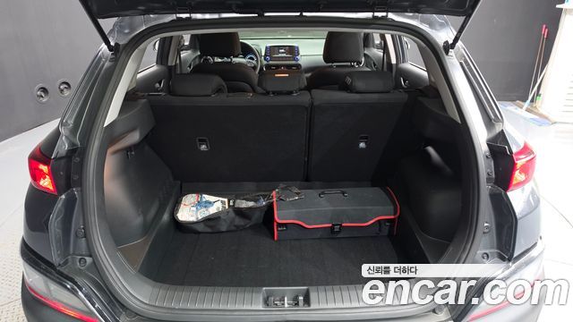 Hyundai Kona Gasoline 2.0 2WD Smart 2021 — фото 20