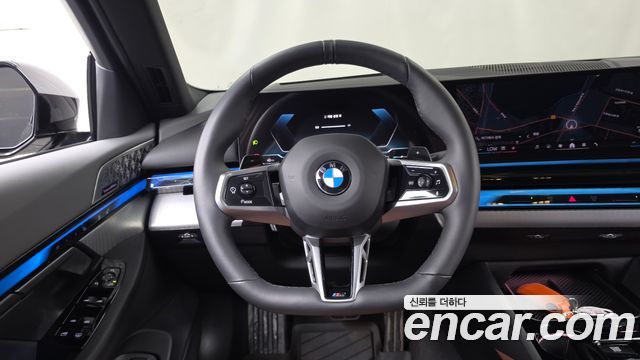 BMW 5 Series (G60) 530i xDrive M Sport Pro Special Edition 2026 — фото 13