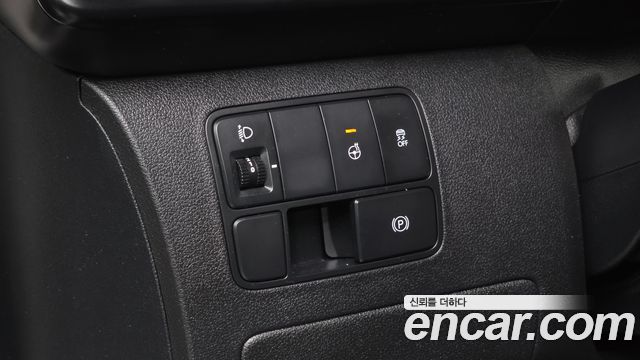 Hyundai Staria L3.5 Cargo 5-Seater Modern 2022 — фото 15
