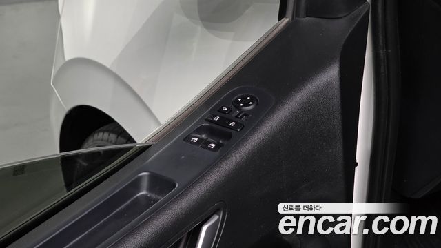 Hyundai Staria L3.5 Cargo 5-Seater Modern 2022 — фото 16