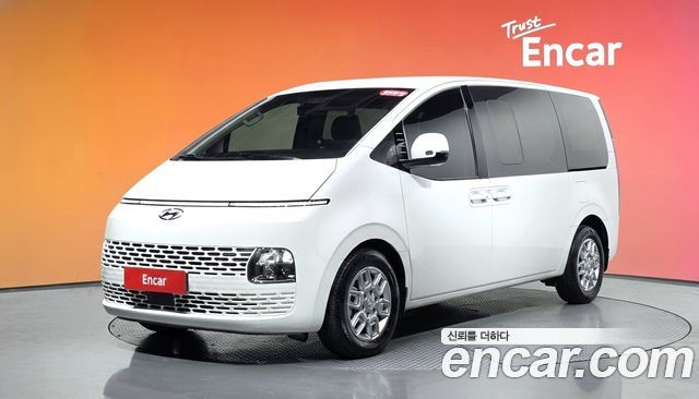 Hyundai Staria L3.5 Cargo 5-Seater Modern 2022 — фото 1