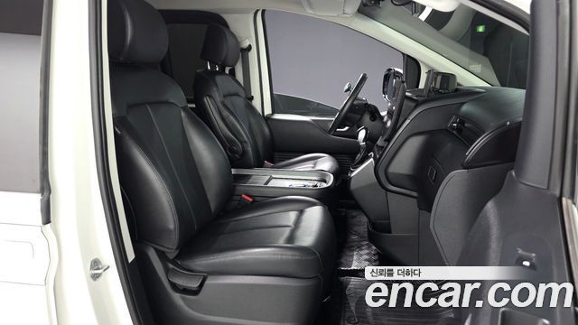 Hyundai Staria L3.5 Cargo 5-Seater Modern 2022 — фото 26