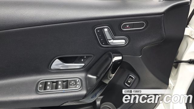 Mercedes-Benz A-Class (W177) A220 Sedan 2020 — фото 29