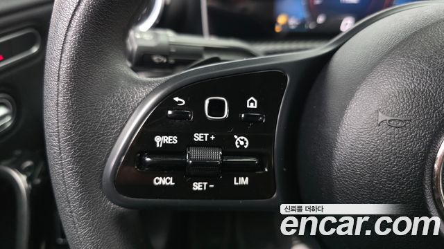 Mercedes-Benz A-Class (W177) A220 Sedan 2020 — фото 30