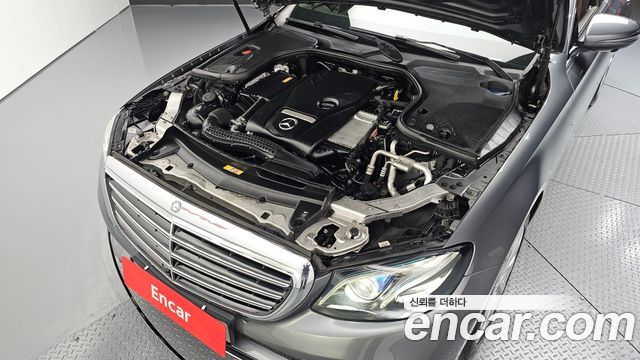 Mercedes-Benz E-Class (W213) E300 Exclusive 2017 — фото 6
