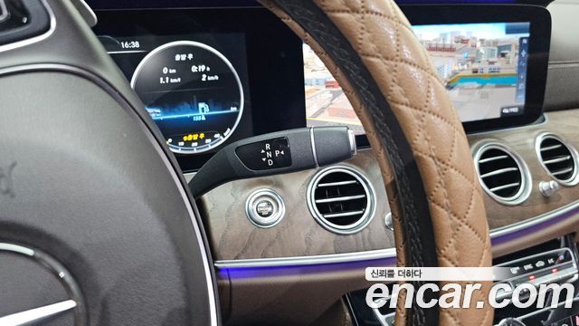 Mercedes-Benz E-Class (W213) E300 Exclusive 2017 — фото 9