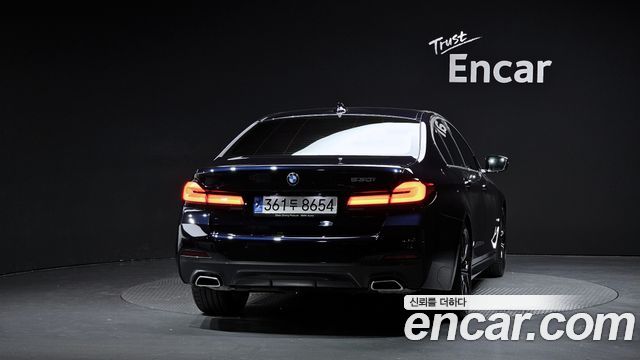 BMW 5 Series (G30) 530i M Sport Package 2022 — фото 4