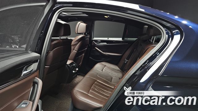 BMW 5 Series (G30) 530i M Sport Package 2022 — фото 12