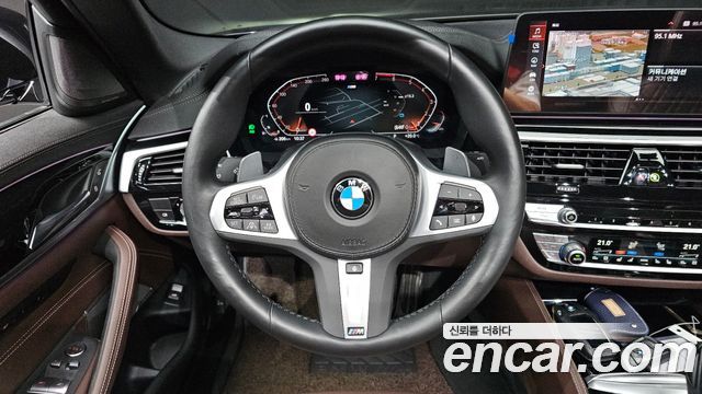 BMW 5 Series (G30) 530i M Sport Package 2022 — фото 13