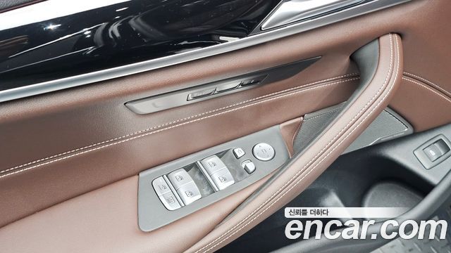 BMW 5 Series (G30) 530i M Sport Package 2022 — фото 28