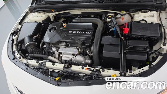 Chevrolet Malibu 1.5 Turbo LT Deluxe 2017 — фото 6