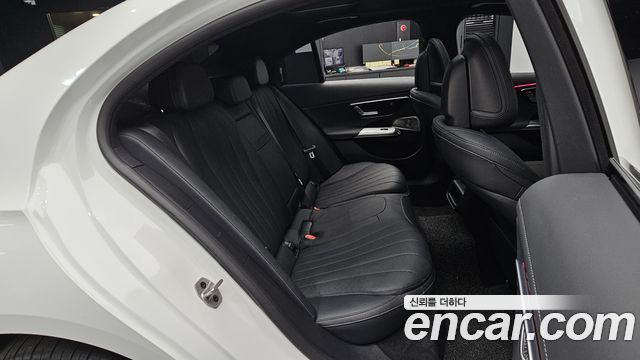 Mercedes-Benz E-Class (W214) E350e 4MATIC 2025 — фото 11