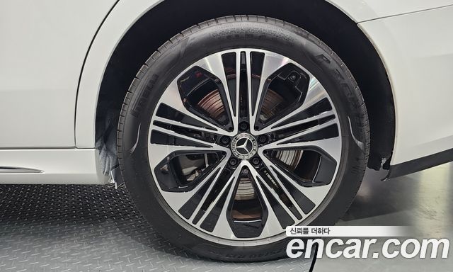 Mercedes-Benz E-Class (W214) E350e 4MATIC 2025 — фото 21