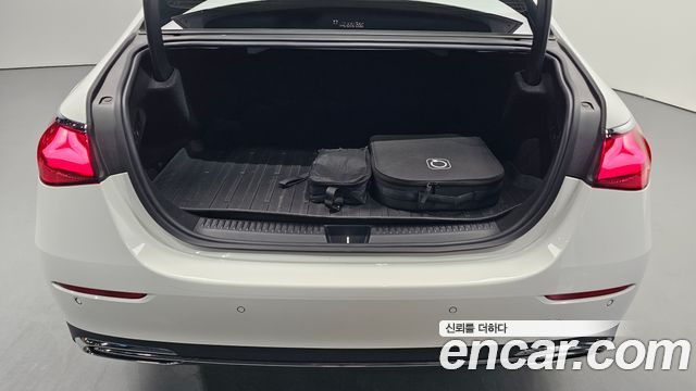 Mercedes-Benz E-Class (W214) E350e 4MATIC 2025 — фото 38