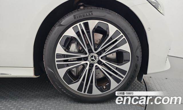 Mercedes-Benz E-Class (W214) E350e 4MATIC 2025 — фото 40