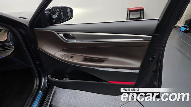Hyundai Grandeur (IG) 2.5 Exclusice 2022 — фото 24