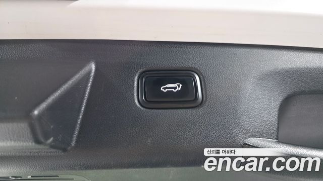Hyundai Tucson Hybrid (NX4) Premium 2WD 2023 — фото 17