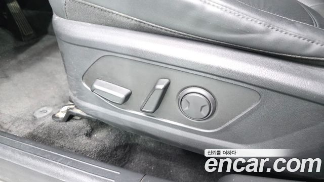 Hyundai Tucson Hybrid (NX4) Premium 2WD 2023 — фото 31