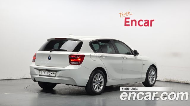 BMW 1 Series (F20) 118d Urban 5Dr 2014 — фото 2
