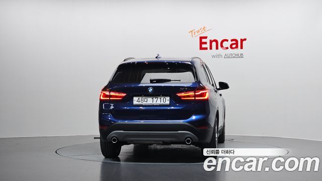 BMW X1 (F48) xDrive 20d Joy 2018 — фото 4