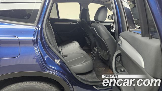 BMW X1 (F48) xDrive 20d Joy 2018 — фото 11