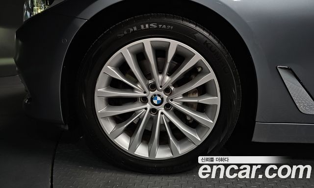 BMW 5 Series (G30) 530i Luxury Plus 2018 — фото 5