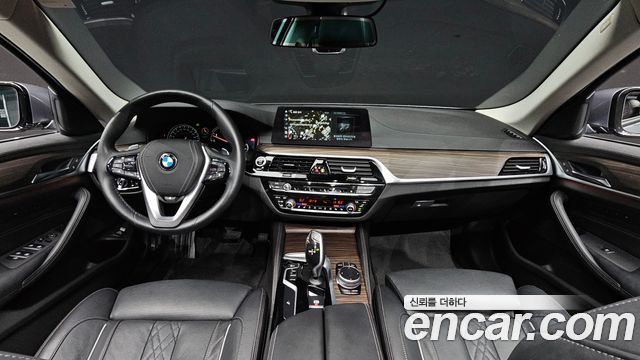 BMW 5 Series (G30) 530i Luxury Plus 2018 — фото 7
