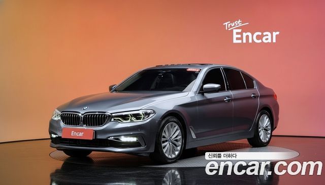 BMW 5 Series (G30) 530i Luxury Plus 2018 — фото 1