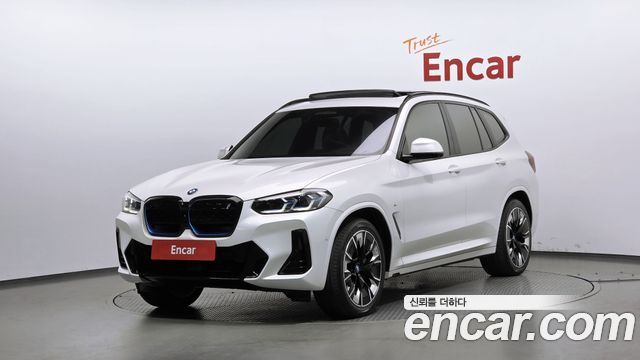 BMW iX3 M Sports